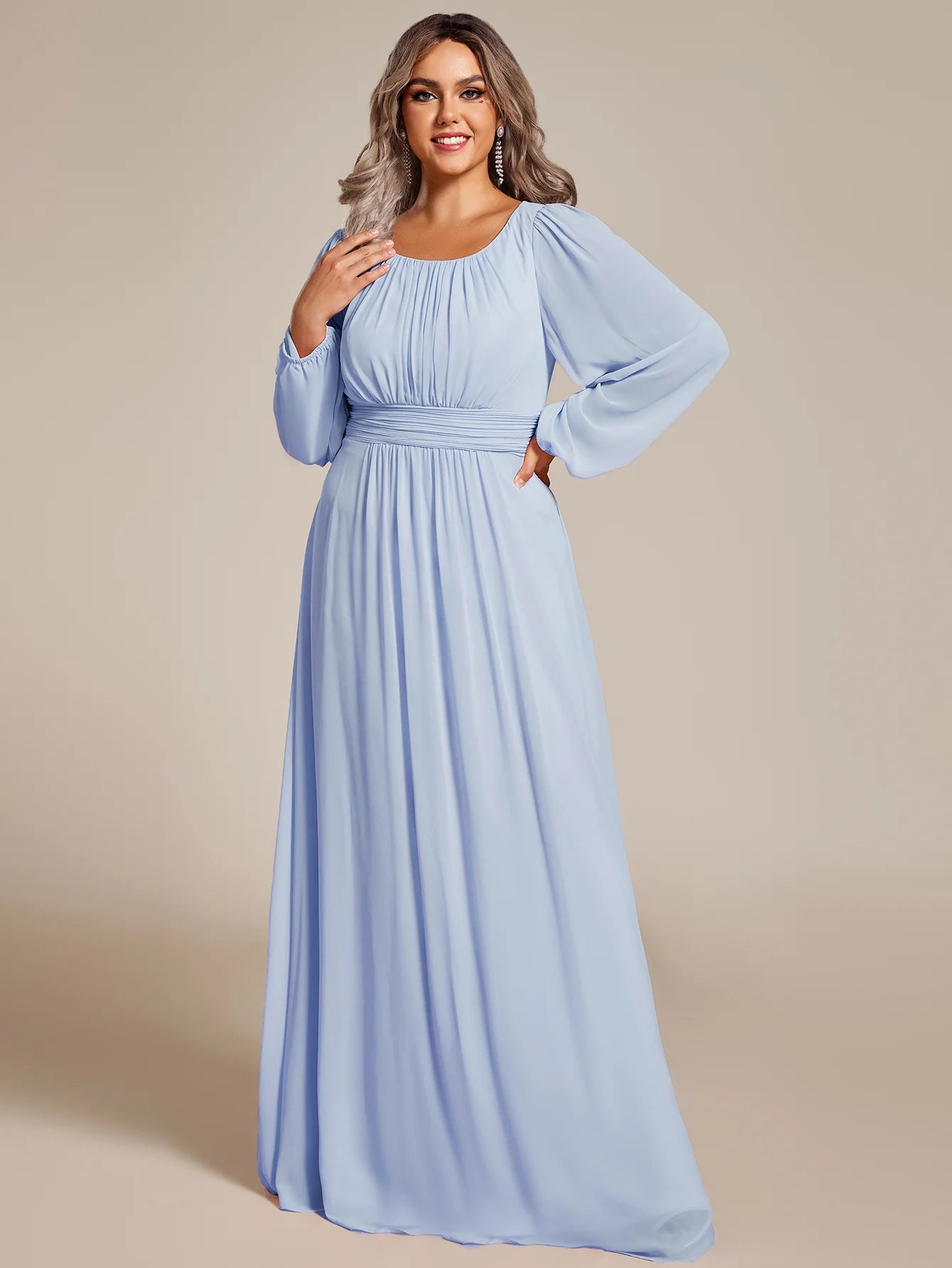Plus Size Round Neck Wholesale Bridesmaid Dresses with Long Lantern Sleeves