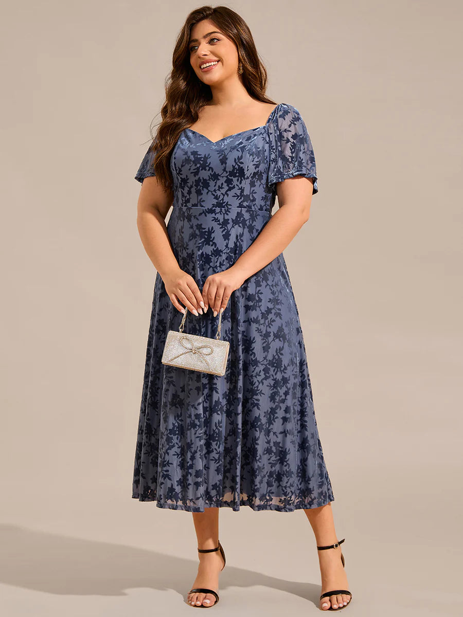 Plus Size Exquisite Square Neckline Tea length Wedding Guest Dresses with Jacquard Decoration