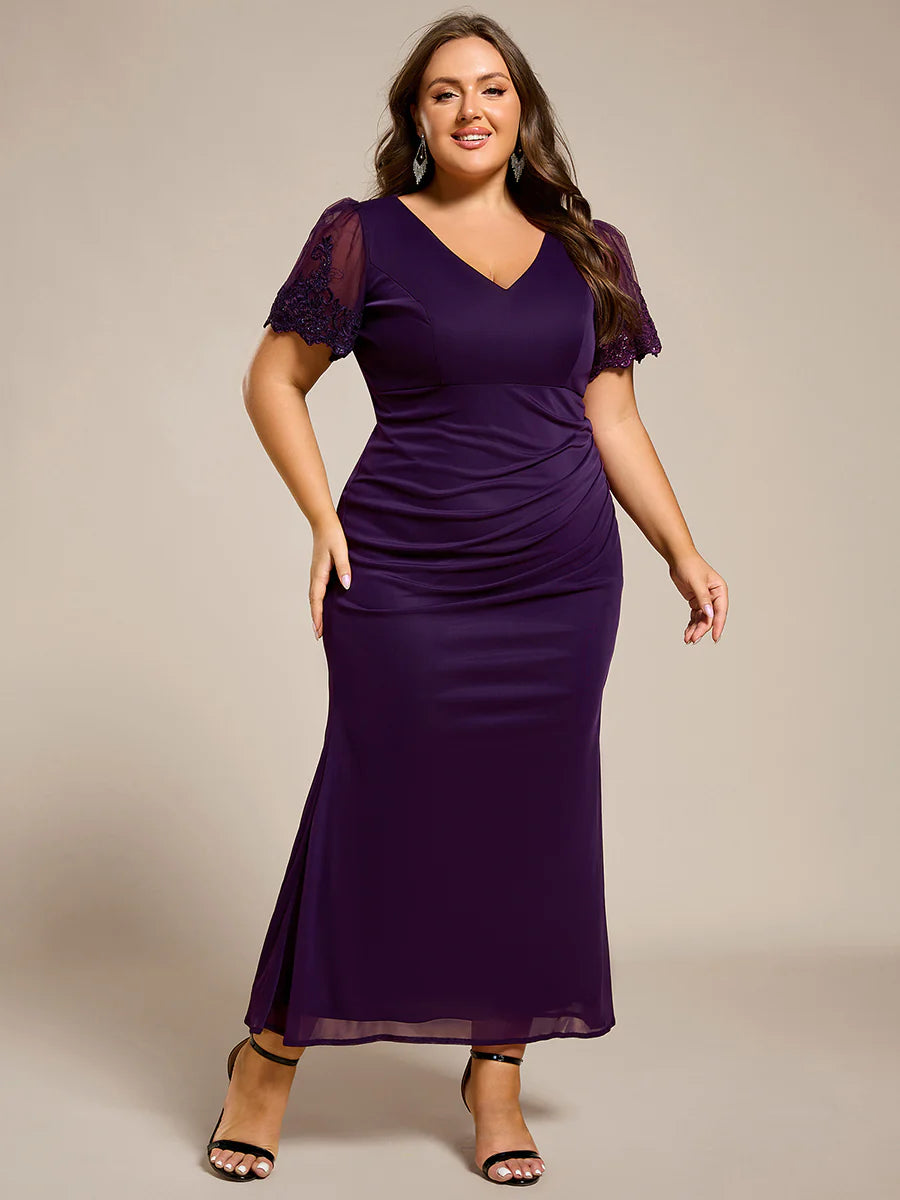 Plus Size Short Sleeve V-Neck Fishtail Dress with Bead Detail Formal Evening Dress
