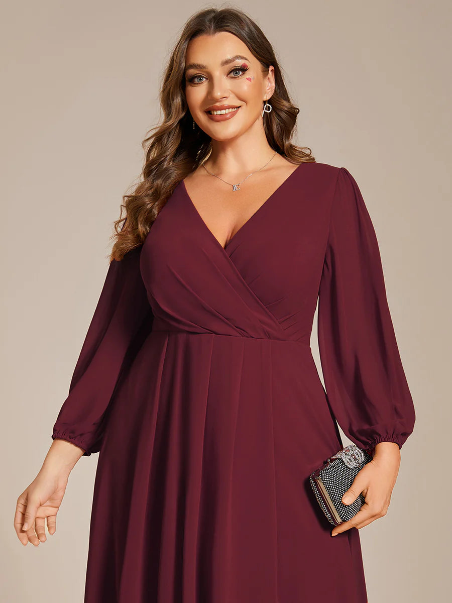 Plus Size Knee-Length Homecoming Cocktail Dresses With Long Sleeves